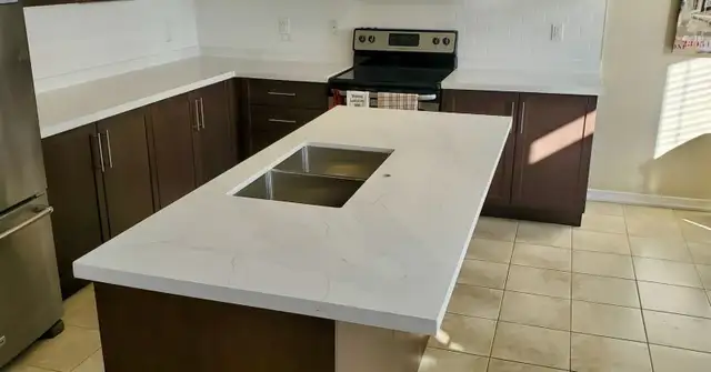 Kitchen Cabinet and Countertop Set