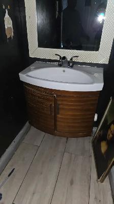 Commercial L-Shaped Bar Counter   Vanities & Toilet - Vaughan - Photo 3