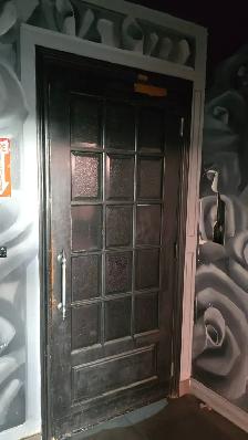 Cafe Demolition Sale - Fridge, Dishwasher, TVs - Vaughan - Photo 8