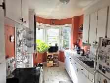 Avenue Eglinton 2 bedroom - Photo 2