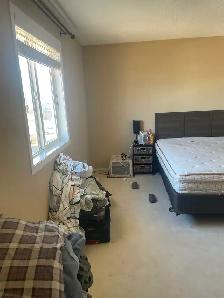 LARGE 2ND FLOOR MASTER BEDROOM FOR RENT $500/month - Photo 7