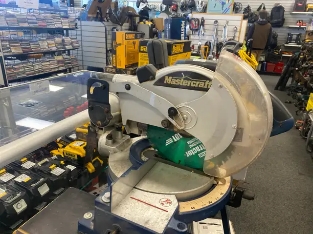 Mastercraft 55-6821-0 10" Miter Saw @ Cashopolis!!