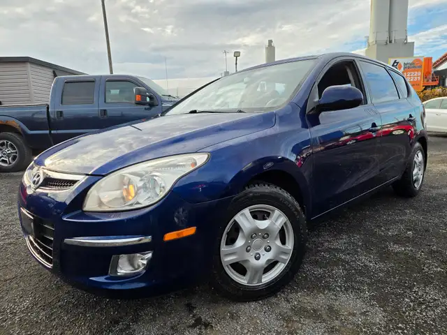 2012 Hyundai Elantra Touring TRES BAS KM GARANTIE 1 ANS