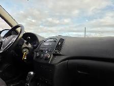 2012 Hyundai Elantra Touring TRES BAS KM GARANTIE 1 ANS - Photo 5