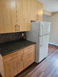 2-bedroom apartment at 3038 Arlington Avenue - Photo 3