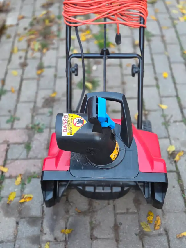 Snow blower