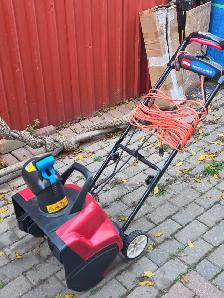 Snow blower - Photo 3