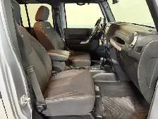 2018 Jeep Wrangler Unlimited Sahara / Low Local Kms / Financing - Photo 5