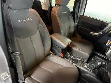 2018 Jeep Wrangler Unlimited Sahara / Low Local Kms / Financing - Photo 6