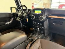 2018 Jeep Wrangler Unlimited Sahara / Low Local Kms / Financing - Photo 8