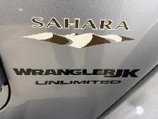 2018 Jeep Wrangler Unlimited Sahara / Low Local Kms / Financing - Photo 16