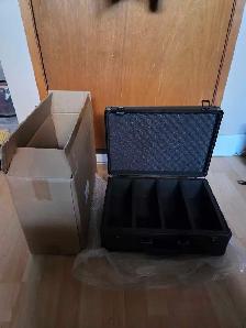 Brand new  graded sportscard locking carrying case.