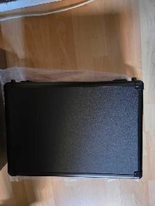 Brand new  graded sportscard locking carrying case. - Photo 3