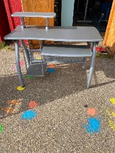 free computer workstation desk