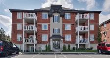 50% Off 1st Month Brossard Renovated Condo 4 1/2 with balcony - Photo 8