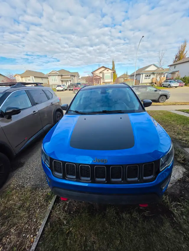 2021 jeep compass trailhawk