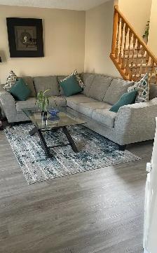 3 Bed 2.5 Bath Detached house  to rent in Royal oak NW - Photo 2