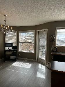3 Bed 2.5 Bath Detached house  to rent in Royal oak NW - Photo 5
