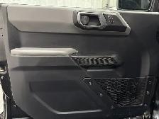 2022 Ford Bronco - Photo 18