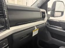 2026 Ford Super Duty F-350 SRW - Photo 32