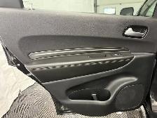 2022 Dodge Durango SXT 3.6L AWD | HEATED SEATS | TOW PKG | REM - Photo 26
