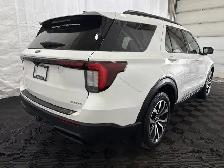 2025 Ford Explorer ST-LINE 4WD | LEATHER | POWER GATE - Photo 16