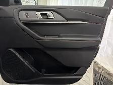 2025 Ford Explorer ST-LINE 4WD | LEATHER | POWER GATE - Photo 46