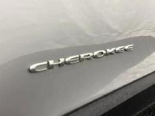 2017 Jeep Cherokee SPORT 4x4 3.2L V6 | HEATED SEATS | REM START - Photo 8