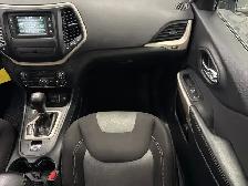 2017 Jeep Cherokee SPORT 4x4 3.2L V6 | HEATED SEATS | REM START - Photo 35