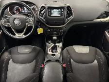 2017 Jeep Cherokee SPORT 4x4 3.2L V6 | HEATED SEATS | REM START - Photo 36
