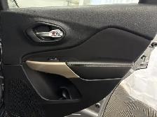 2017 Jeep Cherokee SPORT 4x4 3.2L V6 | HEATED SEATS | REM START - Photo 41
