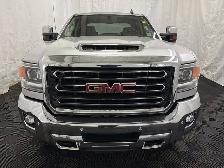 2018 GMC Sierra 2500HD SLT 6.6L DURAMAX DIESEL - Photo 5