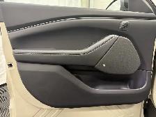 2026 Ford Mustang Mach-E - Photo 12