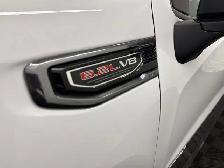2025 GMC Sierra 1500 AT4 6.2L V8 TECH PKG | SUNROOF | HTD/CLD - Photo 8