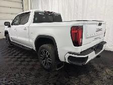 2025 GMC Sierra 1500 AT4 6.2L V8 TECH PKG | SUNROOF | HTD/CLD - Photo 10