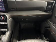 2025 GMC Sierra 1500 AT4 6.2L V8 TECH PKG | SUNROOF | HTD/CLD - Photo 35
