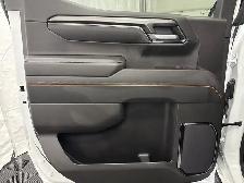 2025 GMC Sierra 1500 AT4 6.2L V8 TECH PKG | SUNROOF | HTD/CLD - Photo 38