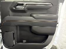 2025 GMC Sierra 1500 AT4 6.2L V8 TECH PKG | SUNROOF | HTD/CLD - Photo 43