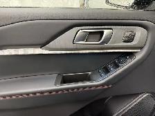 2027 Ford Explorer - Photo 13