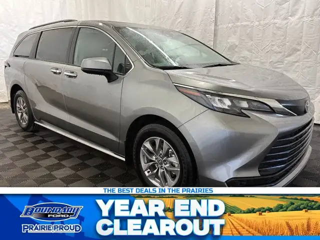 2026 Toyota Sienna XLE HYBRID 8 PASSENGER | LEATHER | SUNROOF