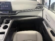 2026 Toyota Sienna XLE HYBRID 8 PASSENGER | LEATHER | SUNROOF - Photo 22