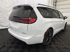 2025 Chrysler Pacifica LIMITED | HTD/CLD LEATHER | SUNROOF - Photo 17