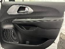 2025 Chrysler Pacifica LIMITED | HTD/CLD LEATHER | SUNROOF - Photo 48