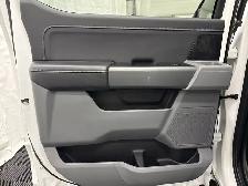 2023 Ford F-150 XLT 301A 6.5 FT BOX | REM START | VINYL FLOOR - Photo 39