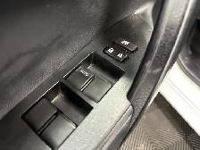2017 Toyota Corolla SE | HEATED LEATHER | MOONROOF | SAFETY SNSE - Photo 16