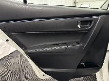 2017 Toyota Corolla SE | HEATED LEATHER | MOONROOF | SAFETY SNSE - Photo 34