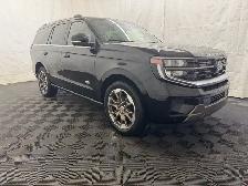 2027 Ford Expedition - Photo 2