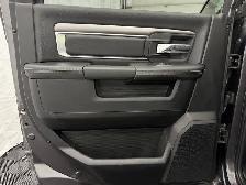 2021 Ram 1500 Classic WARLOCK 5.7L HEMI | REMOTE START | HTD STS - Photo 36