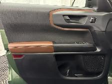 2023 Ford Bronco Sport OUTER BANKS | EBONY ROAST LEATHER TRIM - Photo 16