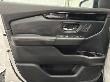 2023 Honda Pilot TRAILSPORT AWD | 7 PASSENGER | TOW PKG | LTHR S - Photo 18